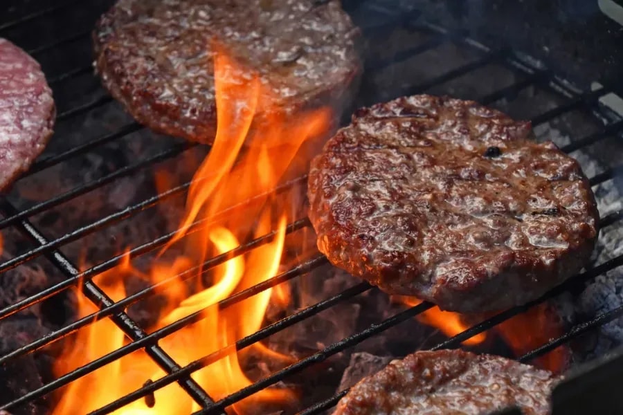 Grillspezialitäten in Lüneburg unweit des alten Krans